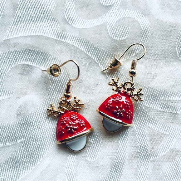 NWT Lot of 2 Festive Drop Earrings – Perfect for Holiday Christmas Celebrations - Picture 12 of 14
